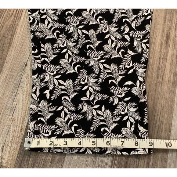 Christopher & Banks Signature Slimming Black & White Tropical Print Crop Pants S - Picture 12 of 12